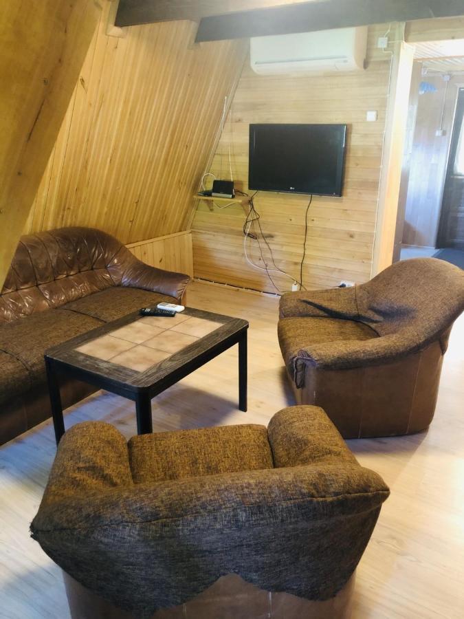 Rehe Turismitalu Guest House Kuijoe Exterior photo